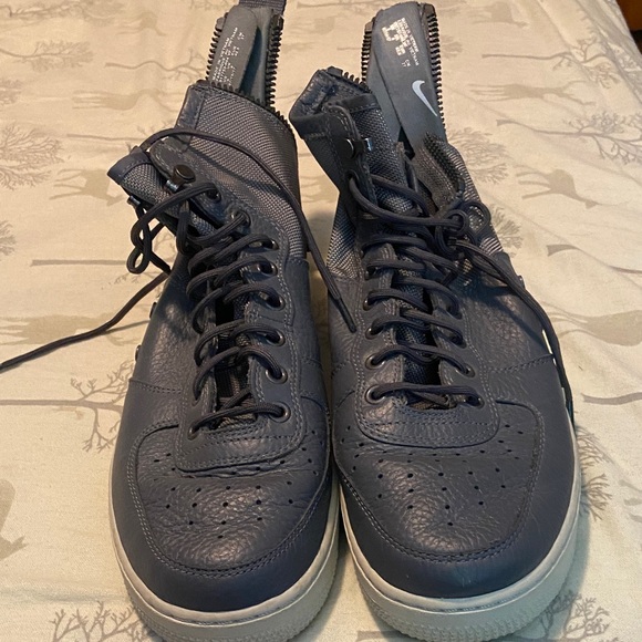 Nike Men's Size 9 SF Air Force 1 - Picture 4 of 5